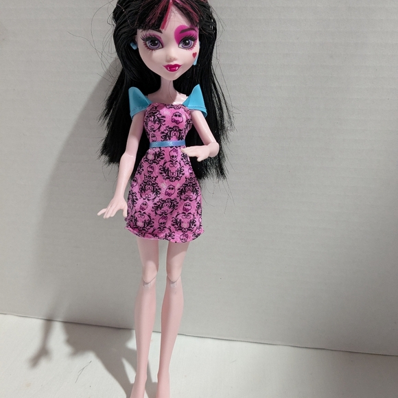 Monster High DracuLaura Doll Dance the Fright Away Dress Bat Earrings 2015 - Picture 1 of 9